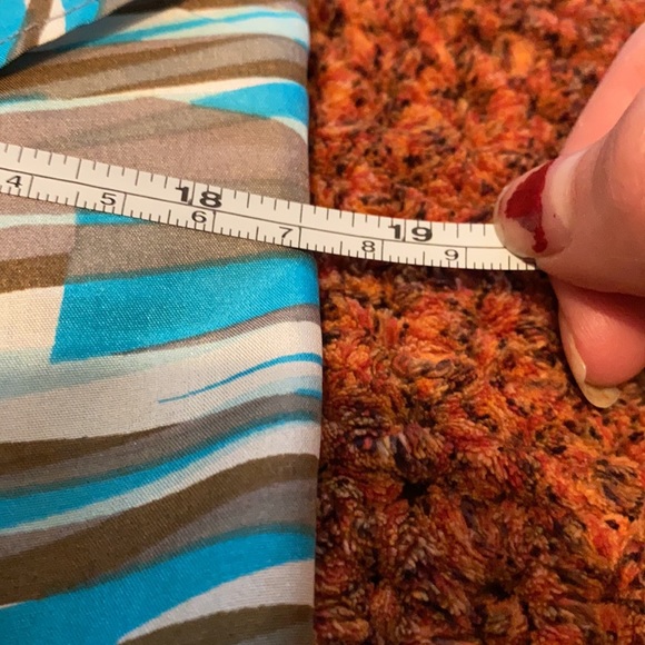 3/$30 Banana Republic Silk Tank Top - Picture 8 of 10